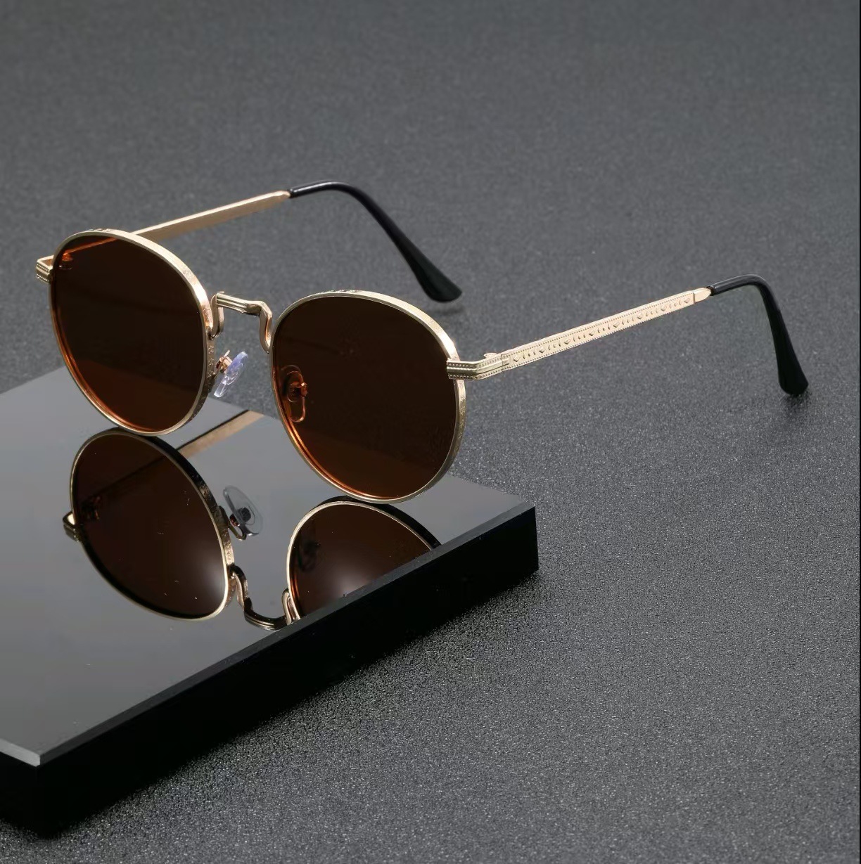 Fashion Classic Round Sunglass - огляд і ціна Vintage Fashion Ai